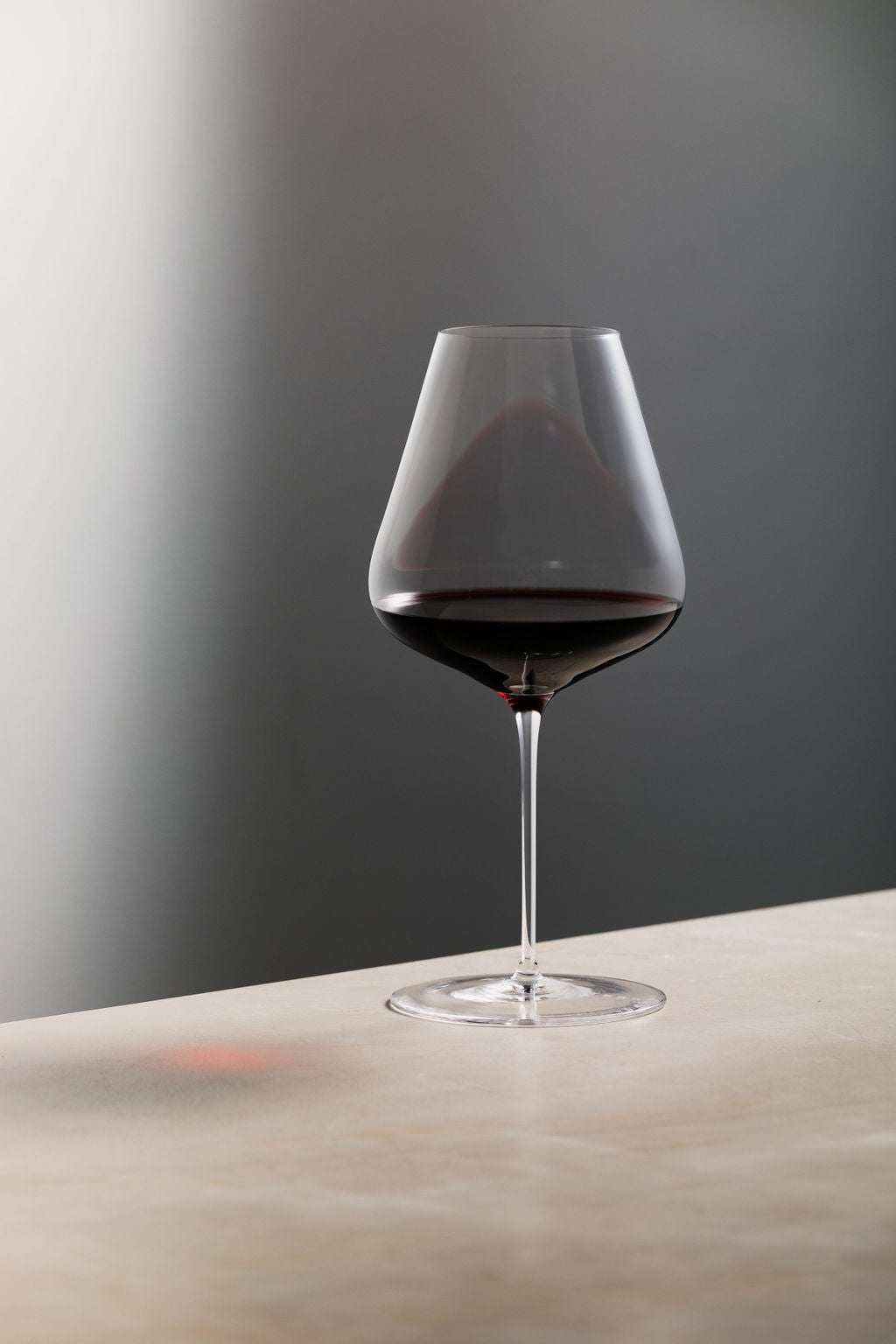 Terre Glassware Burgundy Glass